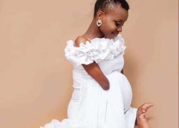 PHOTOS: Limbless Zimbabwean motivational speaker expecting first child