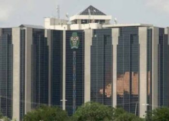 CBN sells dollars to BDCs at N1,590/$