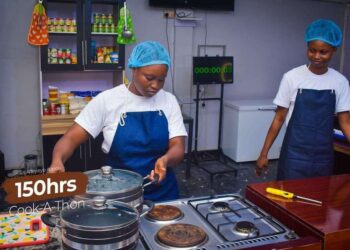 JUST IN: Ondo chef completes 150 hours cooking marathon [VIDEO]