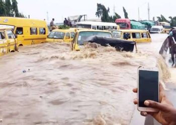 FG issues flood alert, says 14 states at risk