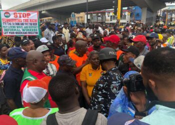 PHOTOS: Labour begins nationwide protest