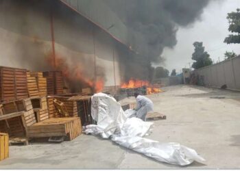 Fire razes warehouse in Onitsha