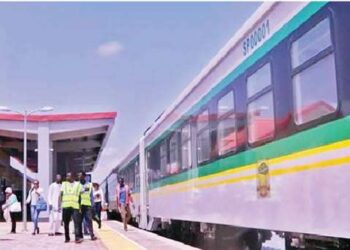 Nigerian govt extends free train rides till January 7