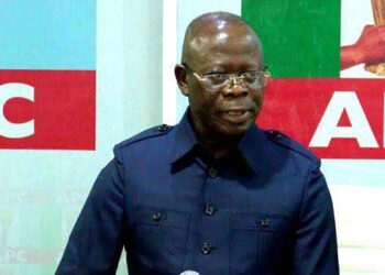 Hardship: Oshiomhole berates Buhari, says ex-president responsible