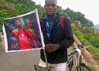 'Send account,' Davido responds to fan riding bicycle from Benue to Lagos to meet him