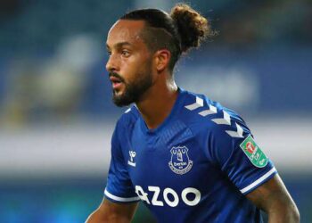 Ex-Arsenal winger, Theo Walcott retires from football