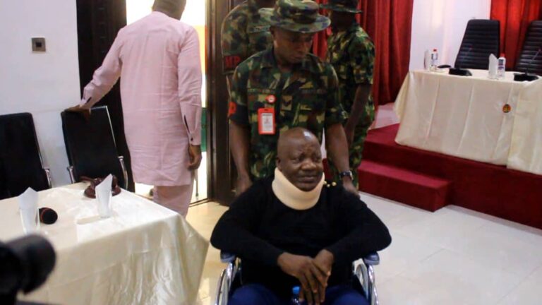 Military court jails Nigerian army general for stealing $2.1m, N1.65b
