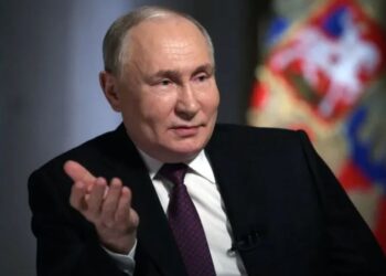 Russia: Putin wins fresh six-year term