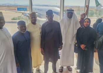 My encounter with Zamfara gov, others on Air Peace flight from Jeddah to Kano, By Hadiza Oyewumi