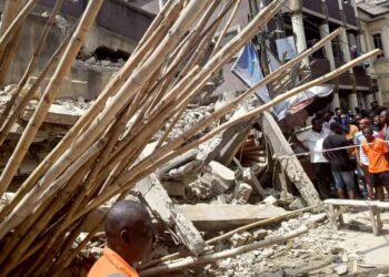 UPDATED: 10 rescued in 4-storey building collapse in Lagos