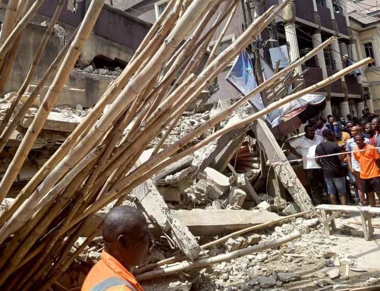 UPDATED: 10 rescued in 4-storey building collapse in Lagos